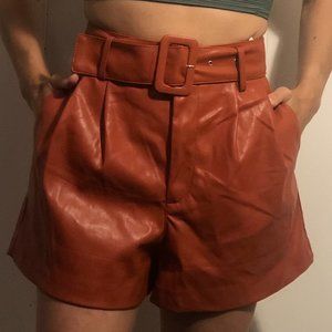ZARA - Faux leather shorts with belt